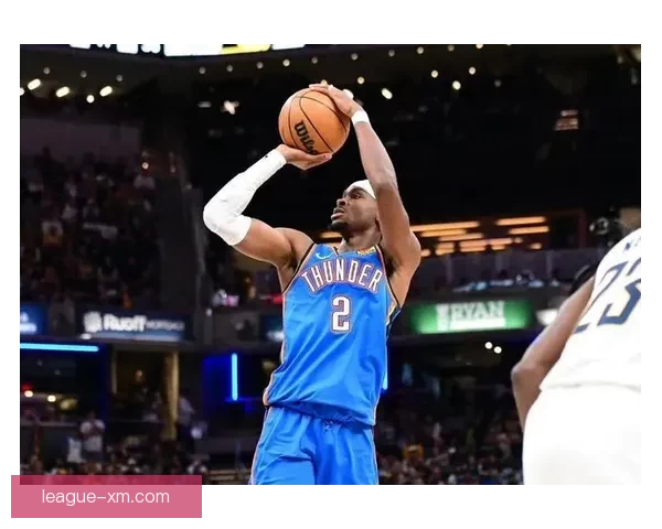 亚历山大:专注提升自我水平 好习惯助力球队持续进步 亚历山大:专注提升自我水平 好习惯助力球队持续进步