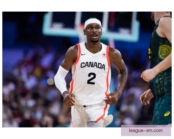 亚历山大空砍33分开局火热后被限制布朗中投成为进攻核心